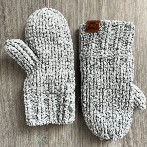 Roots Mitts 12-18Mths - Picture 3 of 4